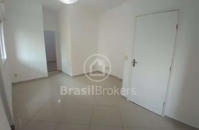Apartamento à venda com 44,00m² e 2 quartos em taquara, rio de janeiro - rj