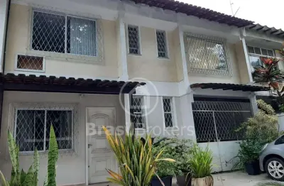Casa à venda com 329,00m² e 5 quartos em anil, rio de janeiro - rj