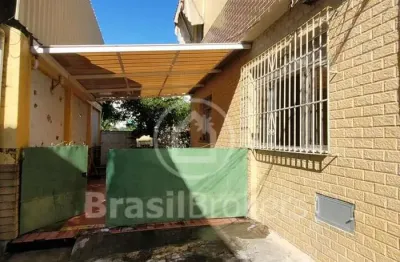 Apartamento à venda com 72,00m² e 2 quartos em praça seca, rio de janeiro - rj