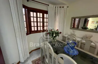 Casa duplex geminada com terraço em condomínio fechado - rua potiguara.