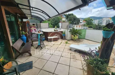 Cobertura triplex à venda com 232,00m² e 3 quartos em freguesia (jacarepaguá), rio de janeiro - rj