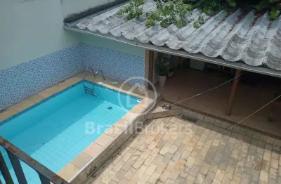 Casa à venda com 270,00m² e 3 quartos em anil, rio de janeiro - rj