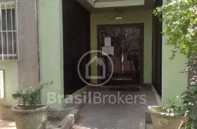 Apartamento com 2 quartos, 46m² à venda - pechincha