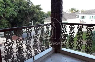 Casa de condomínio à venda com 300,00m² e 3 quartos em taquara, rio de janeiro - rj