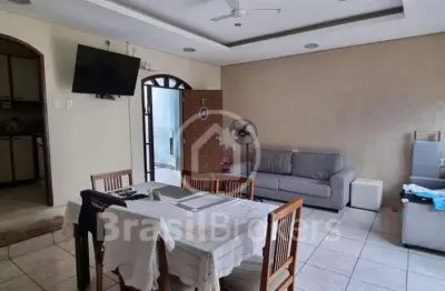 Casa à venda com 240,00m² e 3 quartos em freguesia (jacarepaguá), rio de janeiro - rj