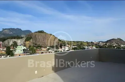 Excelente cobertura duplex com 05 quartos no pechincha.