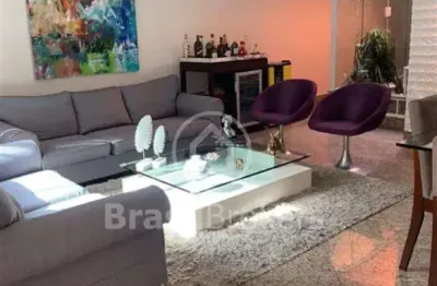 Casa em condomínio fechado com 4 quartos, suíte à venda anil - jacarepaguá