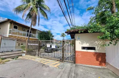 Casa no condomínio pomar bons amigos. com quintal e churrasqueira!