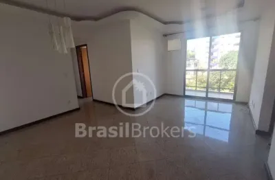 Excelente apartamento com sol da manhã e vista livre