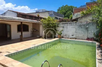 Casa linear em  à venda em condomínio fechado com 3 quartos no anil, rio de janeiro - rj