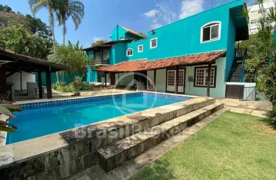 Casa pronta na freguesia, conforto e lazer privativo, 7 quartos!