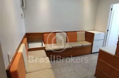 Sala comercial à venda na Avenida Nelson Cardoso, Taquara, Rio de Janeiro