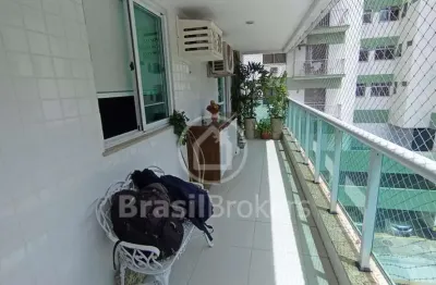 Apartamento à venda 4 quartos . 2 suítes na freguesia / jacarepaguá