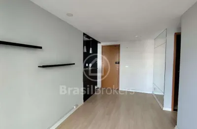 Apartamento 2 quartos na avenida geremário dantas, pechincha