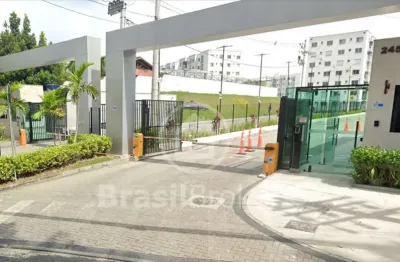 Aproveite as vantagens de um condomínio completo, sem deixar de desfrutar de um maravilhoso quintal