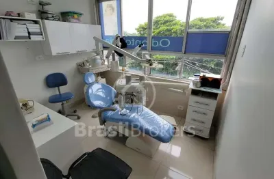 Sala comercial à venda na Praia da Olaria, Cocotá, Rio de Janeiro
