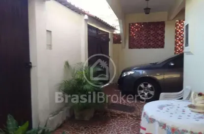 Casa à venda com 222,00m² e 4 quartos em jardim carioca, rio de janeiro - rj