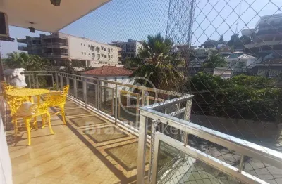Apartamento de 2 quartos, varanda, sol da manhã e vista livre no jardim guanabara!