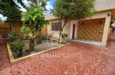 Casa à venda com 360,00m² e 3 quartos em bancários, rio de janeiro - rj