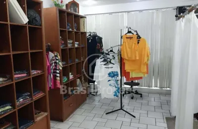 Sala comercial à venda na Avenida Paranapuam, Freguesia (Ilha do Governador), Rio de Janeiro