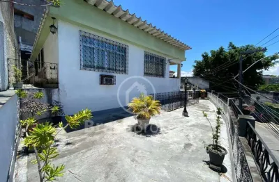 Casa à venda com 248,00m² e 2 quartos em bancários, rio de janeiro - rj