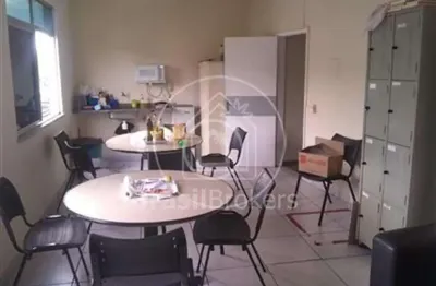 Sala comercial à venda na Estrada do Galeão, Cacuia, Rio de Janeiro