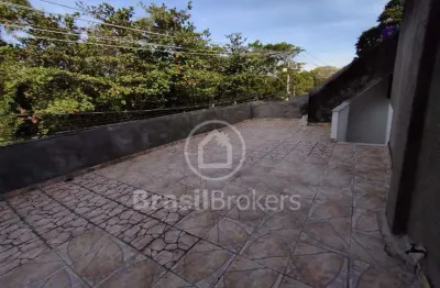 Casa linear à venda com 241,00 m² e 3 quartos próximo à ACM e Praça da Ribeira! Ribeira!