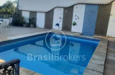 Casa à venda com 480,00m² e 4 quartos em bancários, rio de janeiro - rj