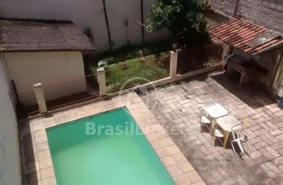Casa à venda com 297,00m² e 3 quartos em jardim carioca, rio de janeiro - rj