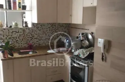 Condominio do edificio solar remope xiv - apartamento 2 quartos, sendo 1 suíte