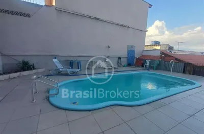 Casa com 4 quartos e 5 banheiros à venda, 281 m² s churrasqueira e piscina no jardim guanabara!