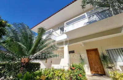 Casa à venda com 332,00m² e 4 quartos em jardim guanabara, rio de janeiro - rj