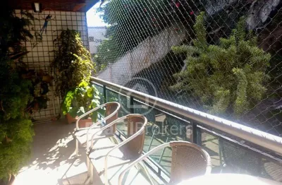 Magnifico apartamento de 2 quartos com 103 m² com vista livre em prédio com elevador na ribeira!