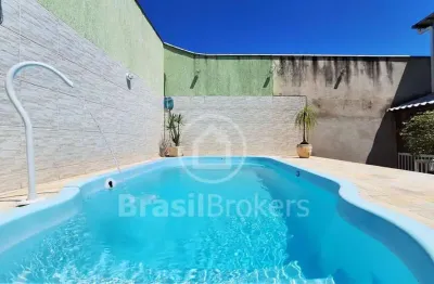 Casa com 3 quartos à venda na Avenida Paranapuam, Tauá, Rio de Janeiro