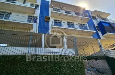 Apartamento duplex à venda no jardim guanabara – 106 m² – 3 quartos – 1º andar – vista parcial para a baía de guanabara