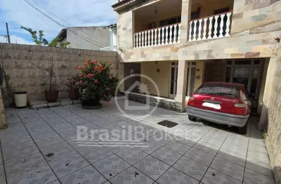 Casa condomínio fechado próximo ao brazuca com 267,16m² - portuguesa - rj