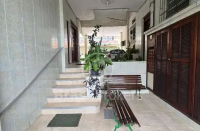 Oportunidade apartamento quarto/sala térreo a 100 metros da praia da bica