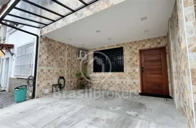Casa de condomínio modernizada com 3 quartos - portuguesa - rio de janeiro