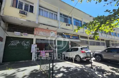 Loja em excelente ponto comercial com banheiro e área de prisma - cacuia - ilha do governador - rj