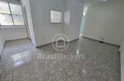 Excelente apartamento terreo com 2 banheiros no village da ilha
