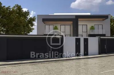 Casa Alto Padrão com 3 Quartos à venda, 150m² - Jardim Guanabara