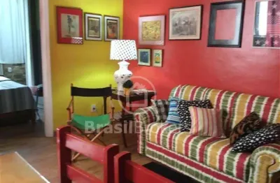 Apartamento à venda com 72,00m² e 2 quartos em copacabana, rio de janeiro - rj