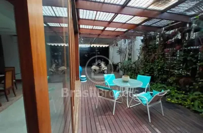 Casa com 4 quartos à venda na Rua Viúva Lacerda, Humaitá, Rio de Janeiro