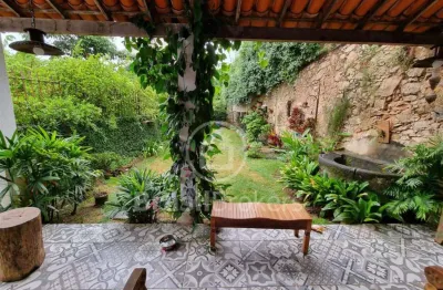 Casa à venda com 200,00m² e 4 quartos em santa teresa, rio de janeiro - rj
