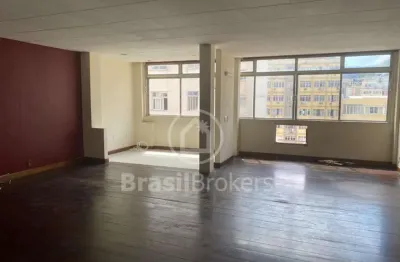 Apartamento à venda com 159,00m² e 3 quartos em copacabana, rio de janeiro - rj