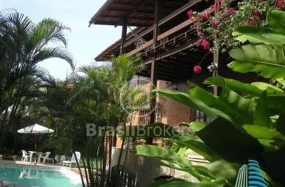 Casa à venda com 500,00m² e 4 quartos em camboinhas, niterói - rj