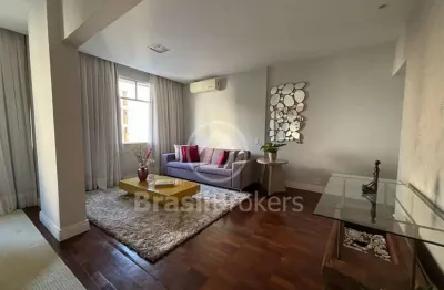 Leblon, reformado, segunda quadra da praia, 3 quartos, 1 vaga, 94m2,