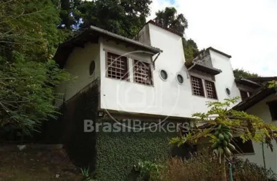 Casa à venda com 2488,00m² e 6 quartos em cosme velho, rio de janeiro - rj