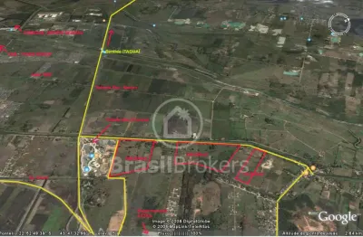 Terreno à venda na Estrada do Guandu, Santa Cruz, Rio de Janeiro