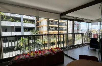 Apartamento de 2 quartos com varanda, suíte e vaga à venda na rua sambaíba, leblon.